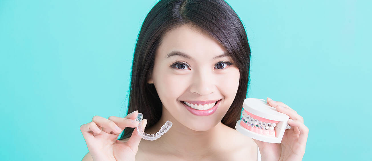 Invisalign® vs Braces: Which One Should You Choose? Invisalign® vs Braces: Which One Should You Choose?